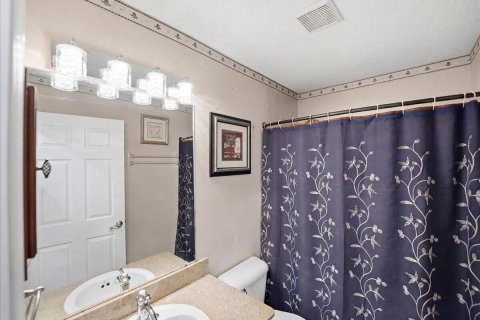 House in Port St. Lucie, Florida 3 bedrooms, 186.64 sq.m. № 2083600 - photo 22