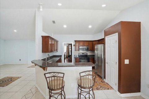 House in Port St. Lucie, Florida 3 bedrooms, 186.64 sq.m. № 2083600 - photo 14
