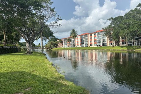 Condominio en venta en Sunrise, Florida, 1 dormitorio, 80.82 m2 № 1951624 - foto 7