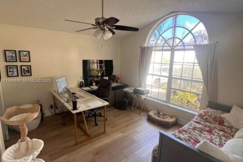 Villa ou maison à louer à Palm City, Floride: 2 chambres, 139.73 m2 № 1988853 - photo 14