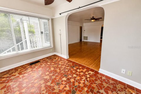 Villa ou maison à vendre à Saint Petersburg, Floride: 4 chambres, 249.72 m2 № 2230533 - photo 15