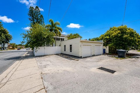 Villa ou maison à vendre à Saint Petersburg, Floride: 4 chambres, 249.72 m2 № 2230533 - photo 6