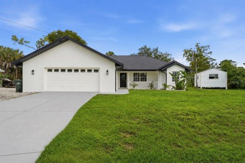 House in North Port, Florida 3 bedrooms, 147.71 sq.m. № 2302356