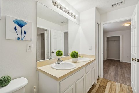 Купить таунхаус в Тампа, Флорида 6 комнат, 130.99м2, № 2120234 - фото 26