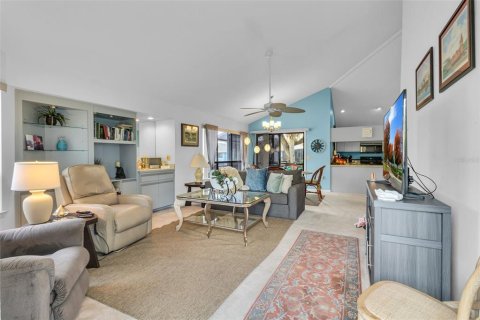 Condominio en venta en Crystal River, Florida, 2 dormitorios, 125.05 m2 № 1518317 - foto 4