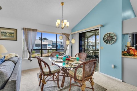 Condo in Crystal River, Florida, 2 bedrooms  № 1518317 - photo 5