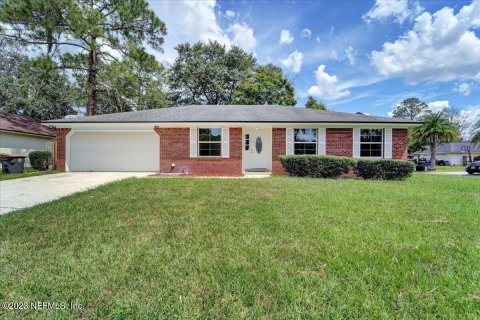 Villa ou maison à vendre à Jacksonville, Floride: 4 chambres, 166.11 m2 № 772051 - photo 1