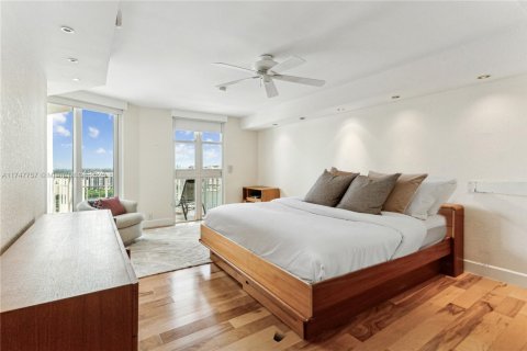 Condo in Miami, Florida, 2 bedrooms  № 1700300 - photo 28