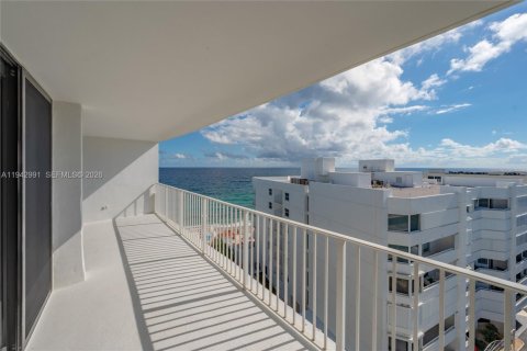 Купить кондоминиум в Саут-Палм-Бич, Флорида 3 комнаты, 131.64м2, № 2004449 - фото 3