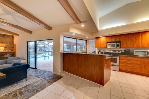 House in Palm Coast, Florida 4 bedrooms, 236.06 sq.m. № 1754567 - photo 7