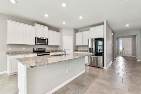Casa en alquiler en Wesley Chapel, Florida, 4 dormitorios, 191.1 m2 № 1687519 - foto 4