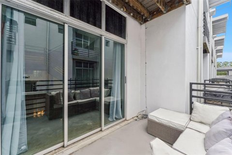 Condo in Tampa, Florida, 2 bedrooms  № 1782444 - photo 8