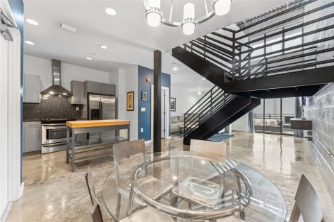 Condo in Tampa, Florida, 2 bedrooms  № 1782444 - photo 12