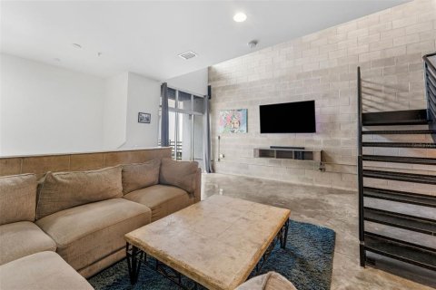 Condo in Tampa, Florida, 2 bedrooms  № 1782444 - photo 6