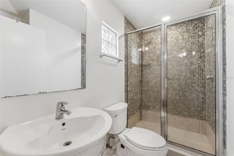 Condo in Tampa, Florida, 2 bedrooms  № 1782444 - photo 19