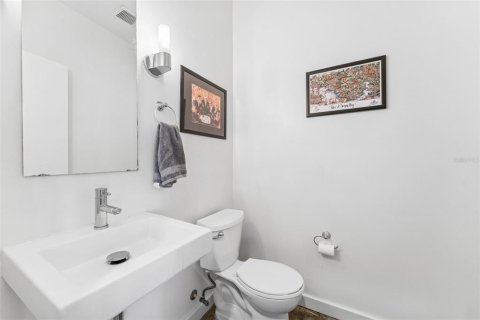Condo in Tampa, Florida, 2 bedrooms  № 1782444 - photo 15
