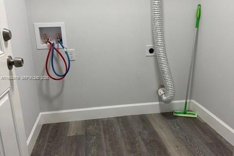 House in Ocala, Florida 3 bedrooms, 117.43 sq.m. № 2062437 - photo 12