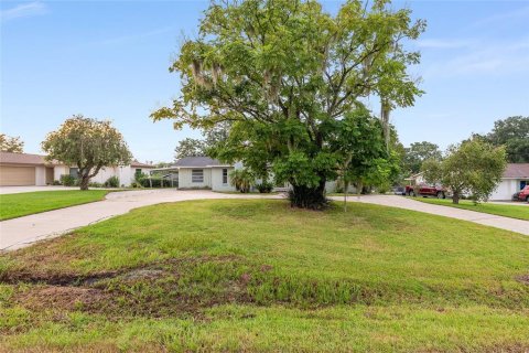 Villa ou maison à vendre à Ocala, Floride: 3 chambres, 125.98 m2 № 1913283 - photo 2