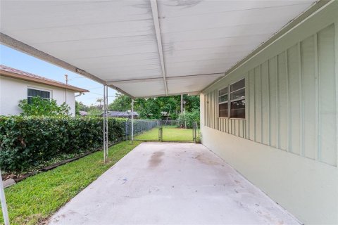 Villa ou maison à vendre à Ocala, Floride: 3 chambres, 125.98 m2 № 1913283 - photo 6