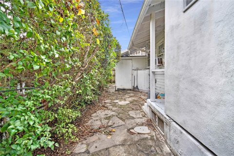 Casa en venta en Miami, Florida, 3 dormitorios, 87.33 m2 № 1892001 - foto 18