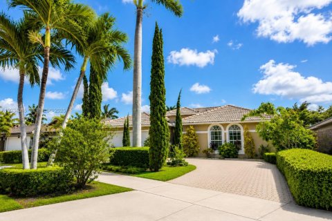 Villa ou maison à vendre à Miami, Floride: 4 chambres, 185.15 m2 № 2086386 - photo 2