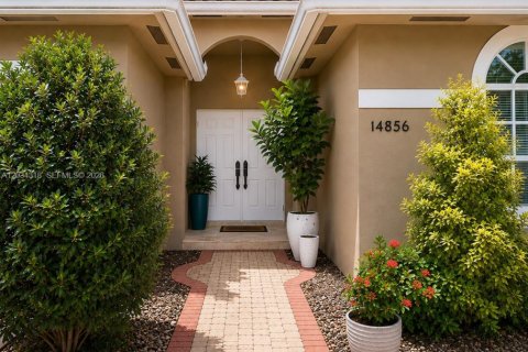 Villa ou maison à Miami, Floride 4 chambres, 185.15 m2 № 2086386