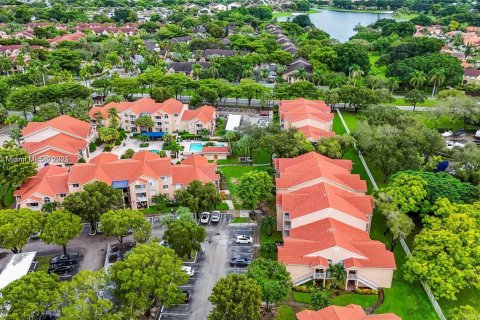 Copropriété à vendre à Miami, Floride: 2 chambres, 99.87 m2 № 1867389 - photo 21