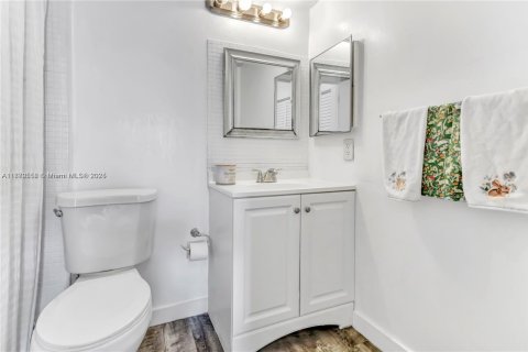 Copropriété à vendre à Miami, Floride: 2 chambres, 99.87 m2 № 1867389 - photo 13