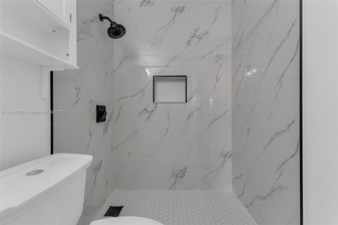 Adosado en venta en Miami, Florida, 3 dormitorios, 111.67 m2 № 1847704 - foto 14