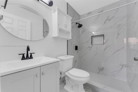 Adosado en venta en Miami, Florida, 3 dormitorios, 111.67 m2 № 1847704 - foto 13