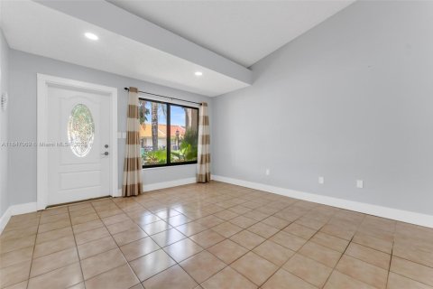 Adosado en venta en Miami, Florida, 3 dormitorios, 111.67 m2 № 1847704 - foto 29