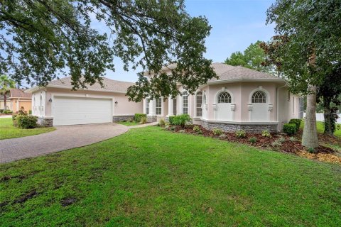 Villa ou maison à vendre à Spring Hill, Floride: 4 chambres, 262.26 m2 № 1909774 - photo 3