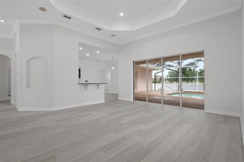 Villa ou maison à vendre à Spring Hill, Floride: 4 chambres, 262.26 m2 № 1909774 - photo 8