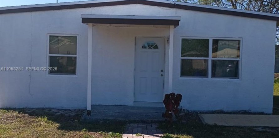 Casa en Pompano Beach, Florida 2 dormitorios, 72.74 m2 № 2010543