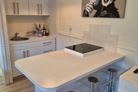 Copropriété à vendre à Miami Beach, Floride: 31.68 m2 № 1938113 - photo 17