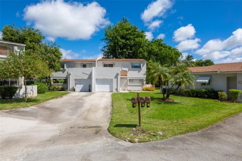 Adosado en venta en Davie, Florida, 3 dormitorios, 225.29 m2 № 1941772 - foto 4