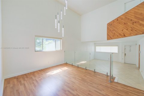 Adosado en venta en Davie, Florida, 3 dormitorios, 225.29 m2 № 1941772 - foto 14