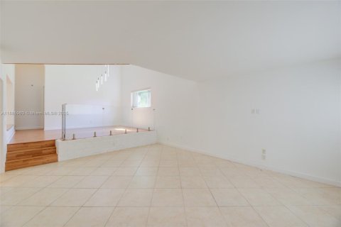 Adosado en venta en Davie, Florida, 3 dormitorios, 225.29 m2 № 1941772 - foto 9