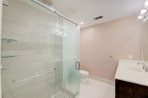 Adosado en venta en Davie, Florida, 3 dormitorios, 225.29 m2 № 1941772 - foto 27