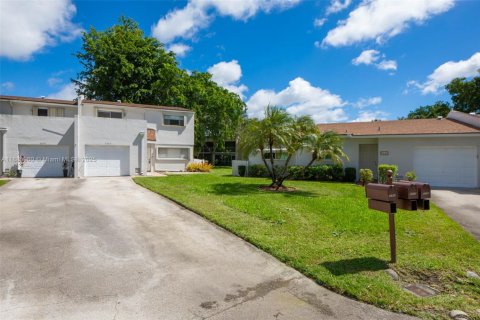 Adosado en venta en Davie, Florida, 3 dormitorios, 225.29 m2 № 1941772 - foto 5