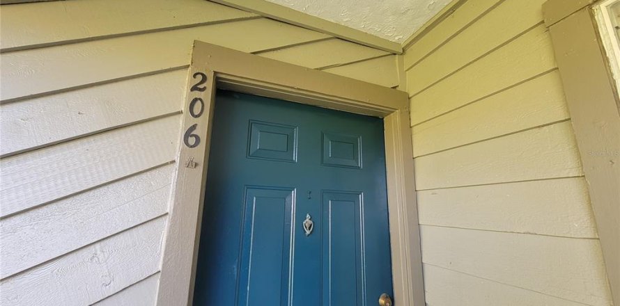 Condo à Saint Petersburg, Floride, 2 chambres  № 2388375