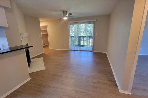 Copropriété à vendre à Saint Petersburg, Floride: 2 chambres, 87.33 m2 № 2388375 - photo 6