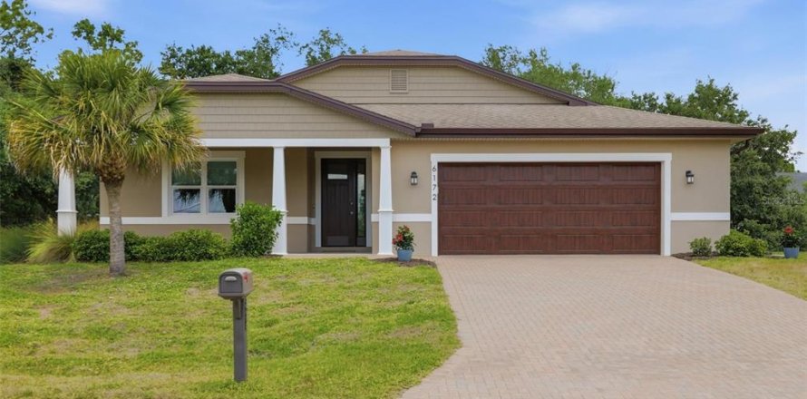Casa en North Port, Florida 3 dormitorios, 227.15 m2 № 2383310