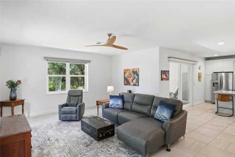Casa en venta en North Port, Florida, 3 dormitorios, 227.15 m2 № 2383310 - foto 24
