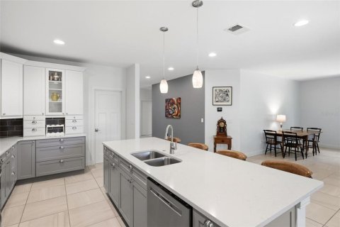 Casa en venta en North Port, Florida, 3 dormitorios, 227.15 m2 № 2383310 - foto 19