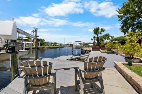 Villa ou maison à vendre à Hernando Beach, Floride: 3 chambres, 132.01 m2 № 1919235 - photo 5