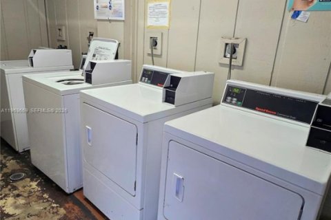 Copropriété à louer à Tamarac, Floride: 2 chambres, 88.16 m2 № 2025457 - photo 18