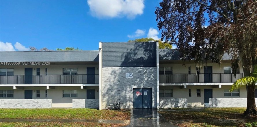 Condo à Tamarac, Floride, 2 chambres  № 2025457