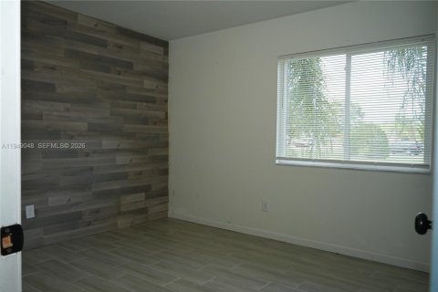 Villa ou maison à vendre à Port St. Lucie, Floride: 3 chambres, 127.09 m2 № 2004855 - photo 10