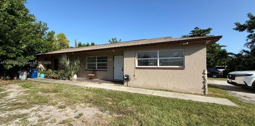 Appartement à Fort Myers, Floride 2 chambres, 69.21 m2 № 1946460